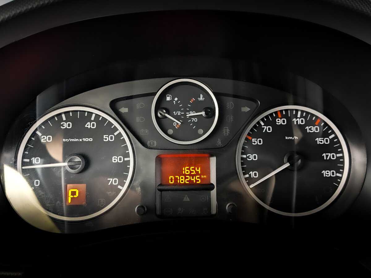 Peugeot Partner Crossway, 2021 Фото №11