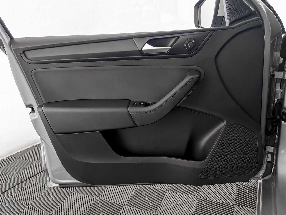 Volkswagen Polo, 2021 Фото №15