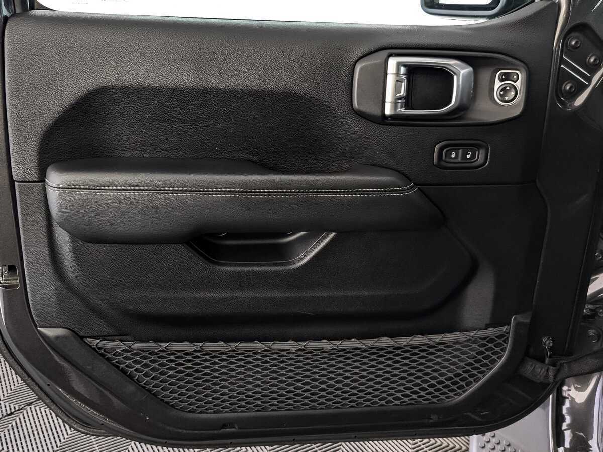 Jeep Wrangler, 2019 Фото №15