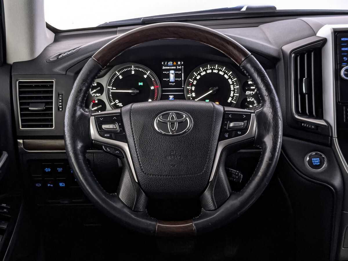 Toyota Land Cruiser, 2017 Фото №18