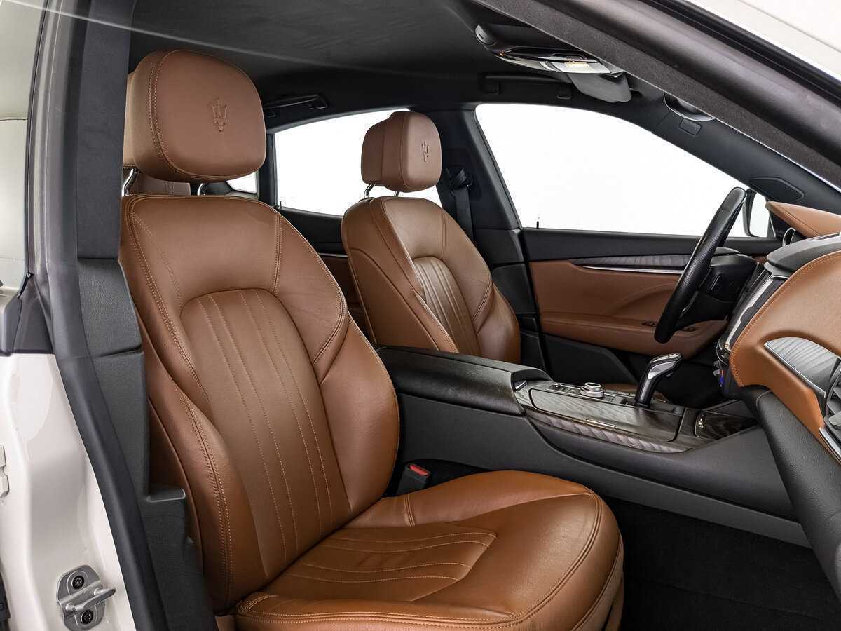 Maserati Levante Diesel, 2019 Фото №19