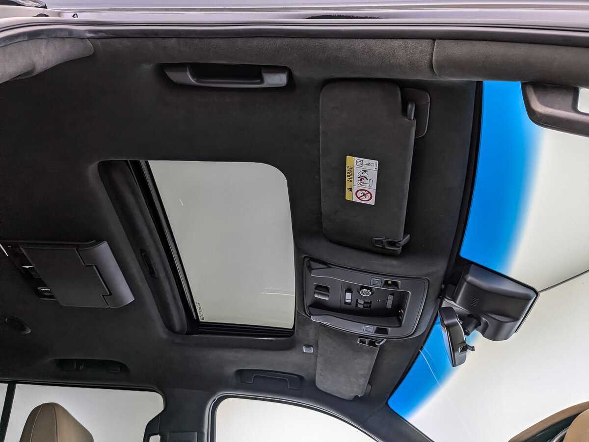 Cadillac Escalade, 2018 Фото №18