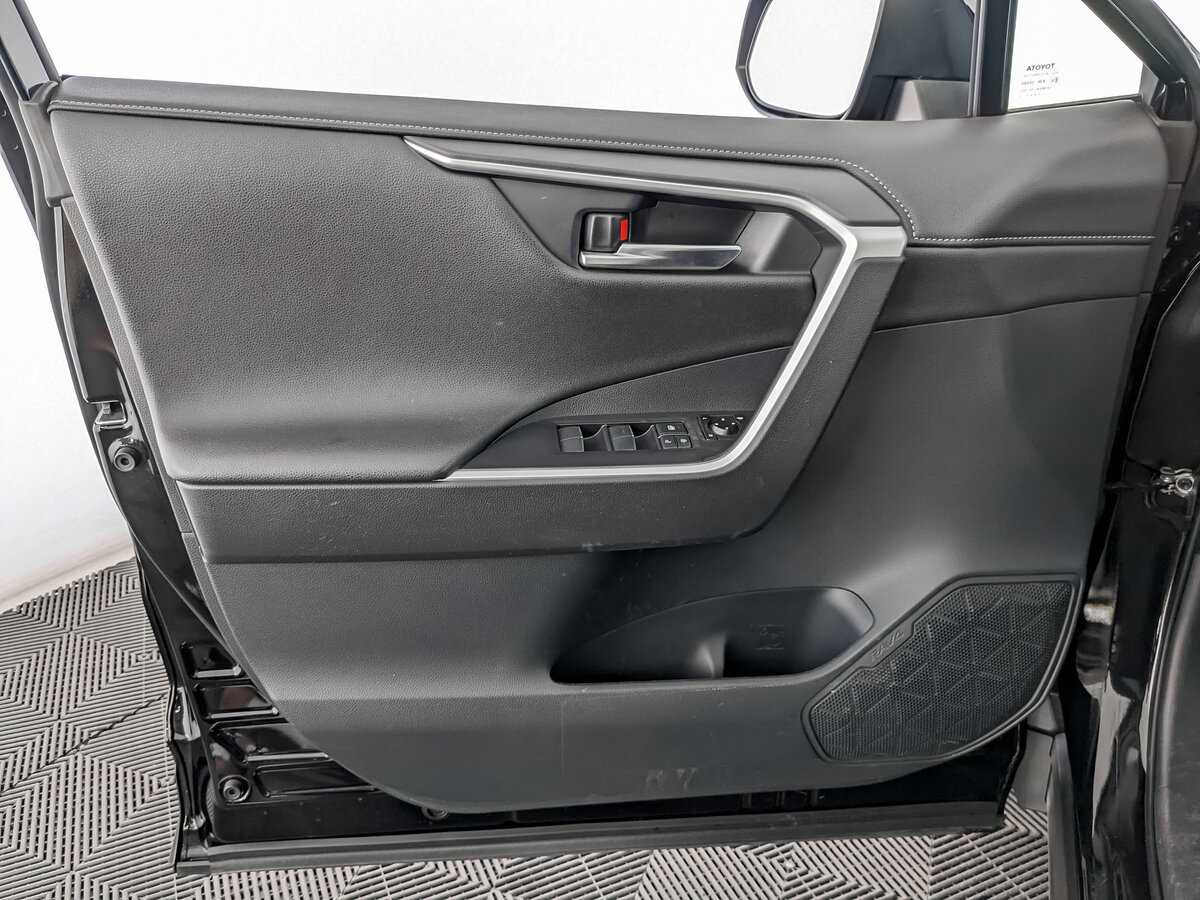 Toyota RAV4, 2021 Фото №15