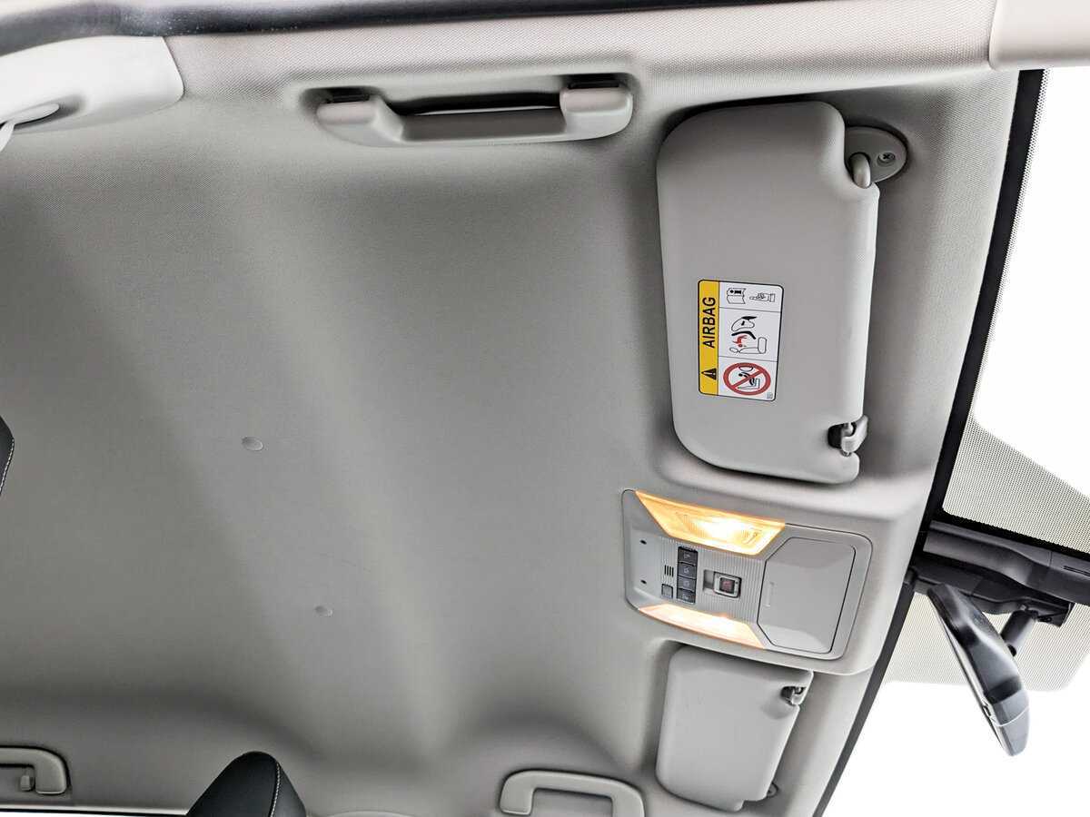 Toyota RAV4, 2021 Фото №18