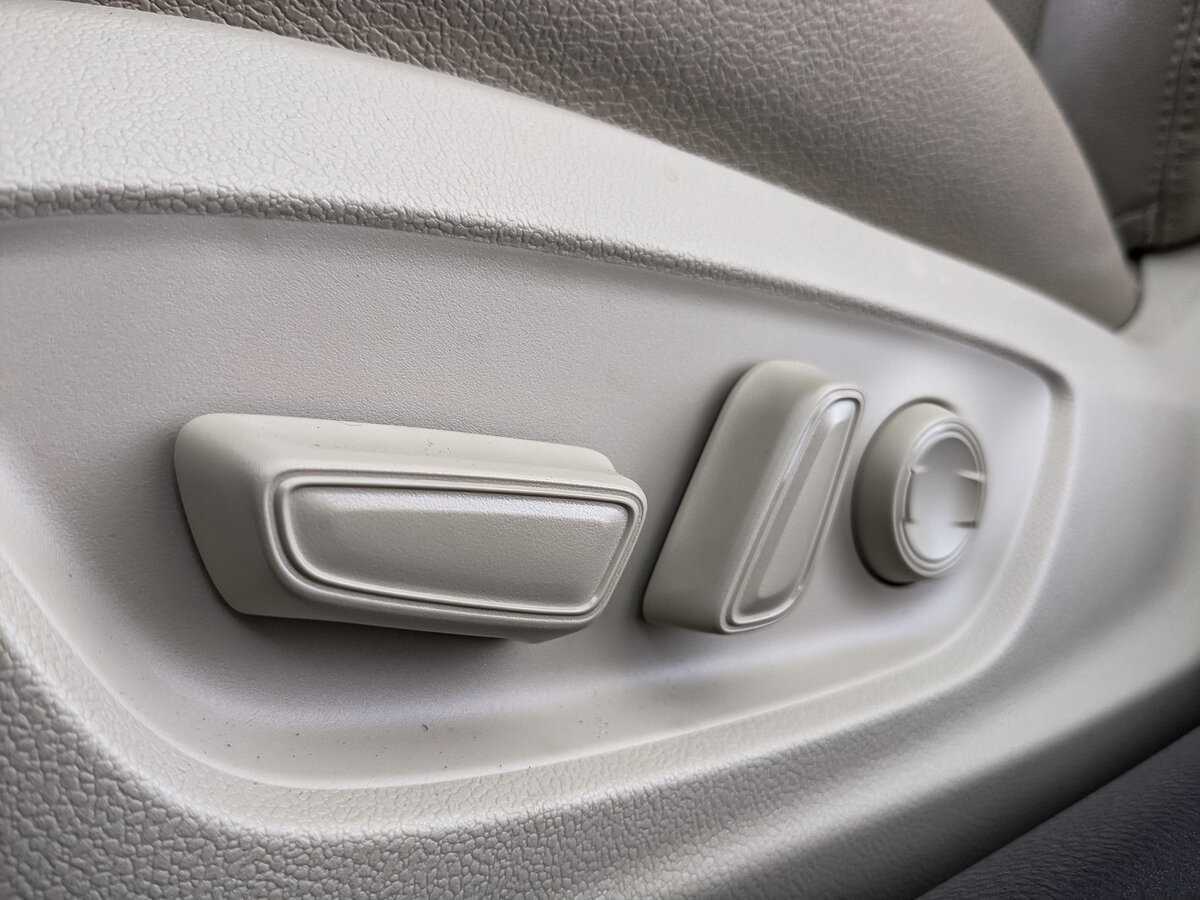 Toyota Camry, 2022 Фото №22