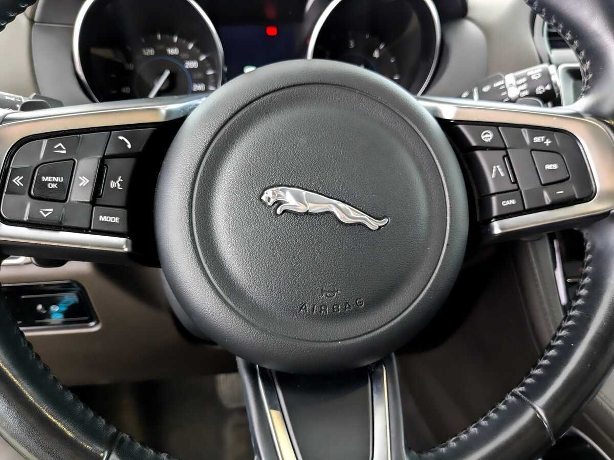 Jaguar F-Pace, 2020 Фото №23