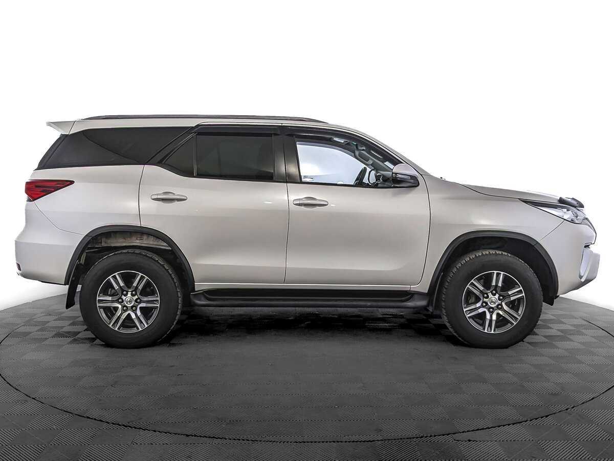 Toyota Fortuner, 2018 - 109 199 км. | Фото №4