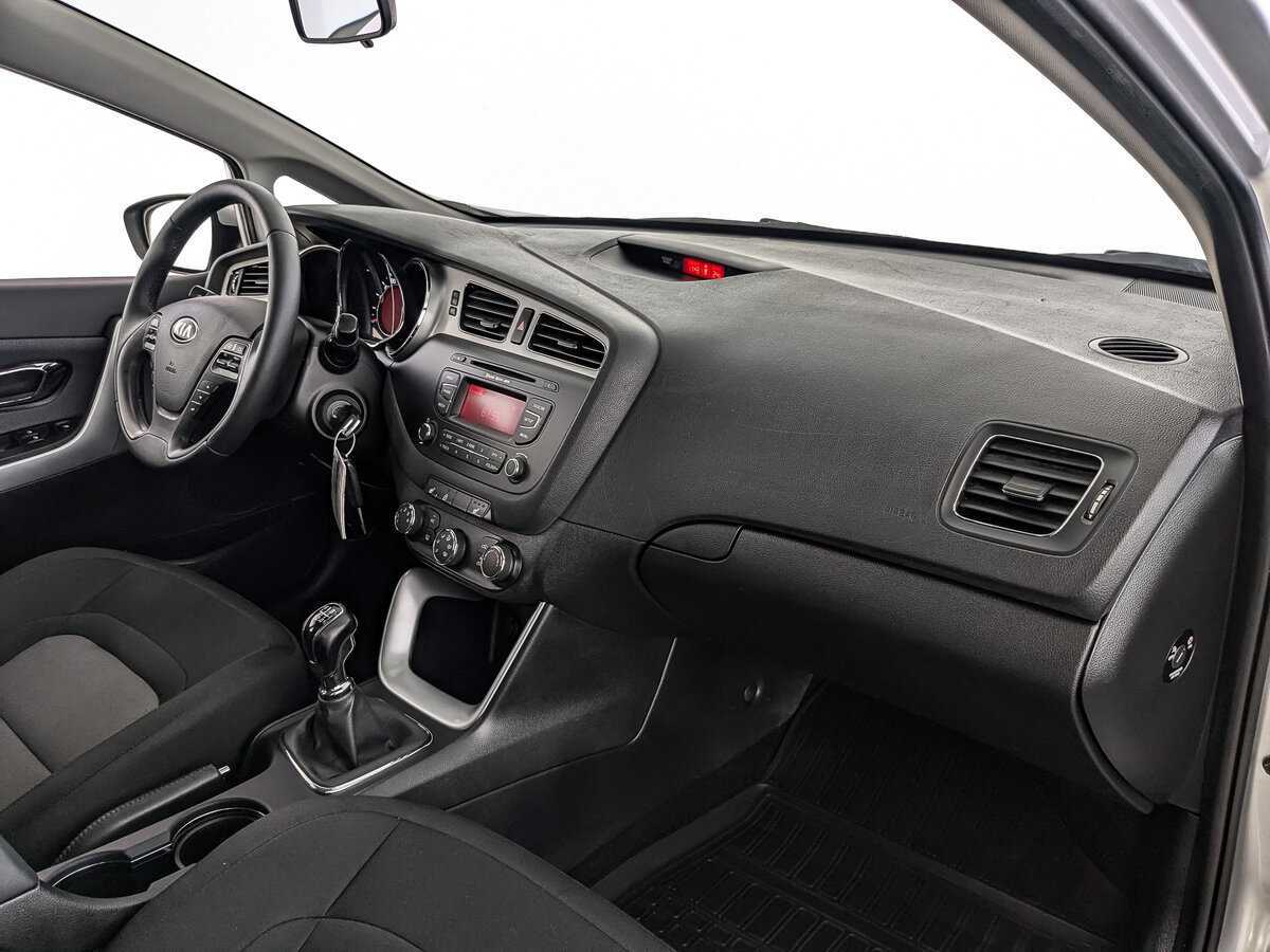 Kia Ceed, 2015 Фото №9