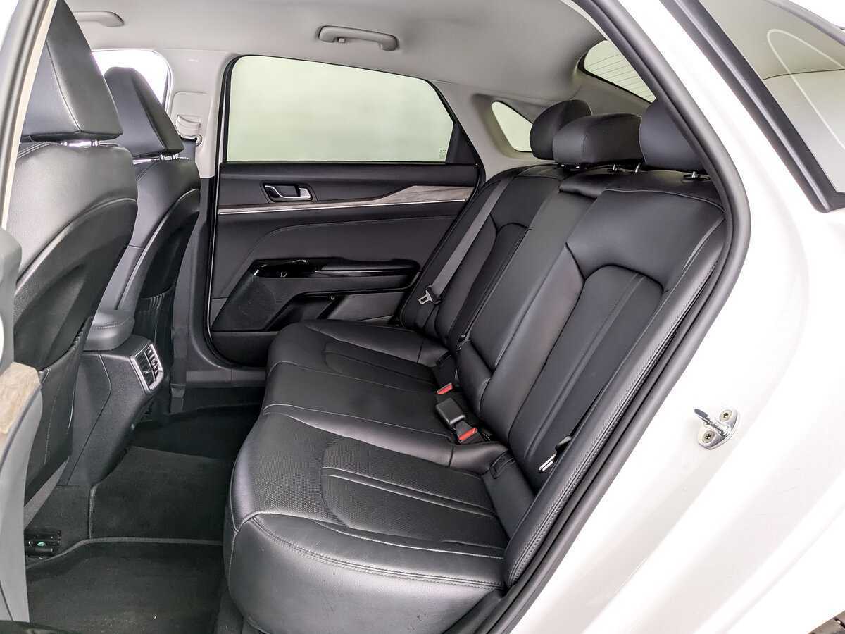 Kia K5, 2021 Фото №10