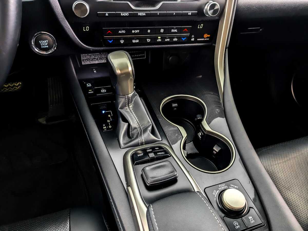 Lexus RX 300, 2019 Фото №24