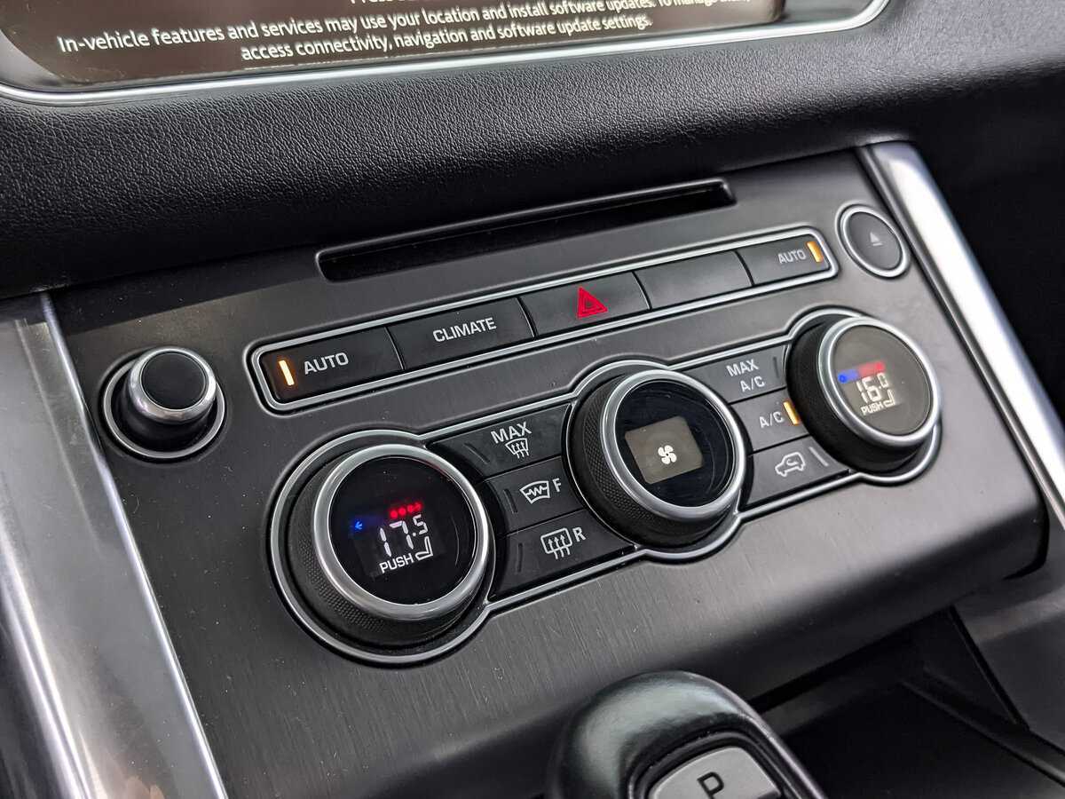 Land Rover Range Rover Sport, 2017 Фото №17