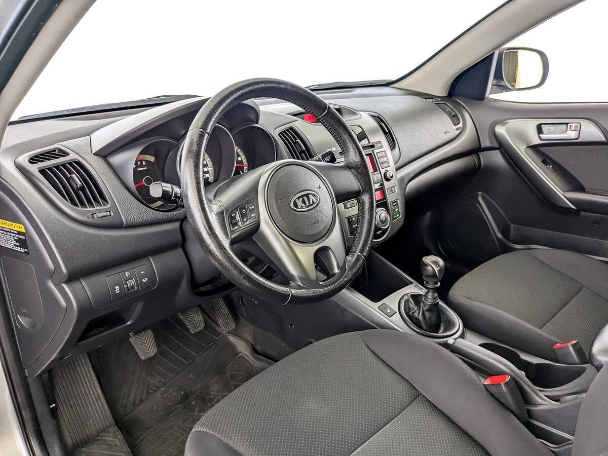 Kia Cerato 5-speed, 2010 Фото №14