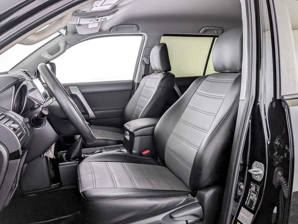 Toyota Land Cruiser Prado, 2017 Фото №14