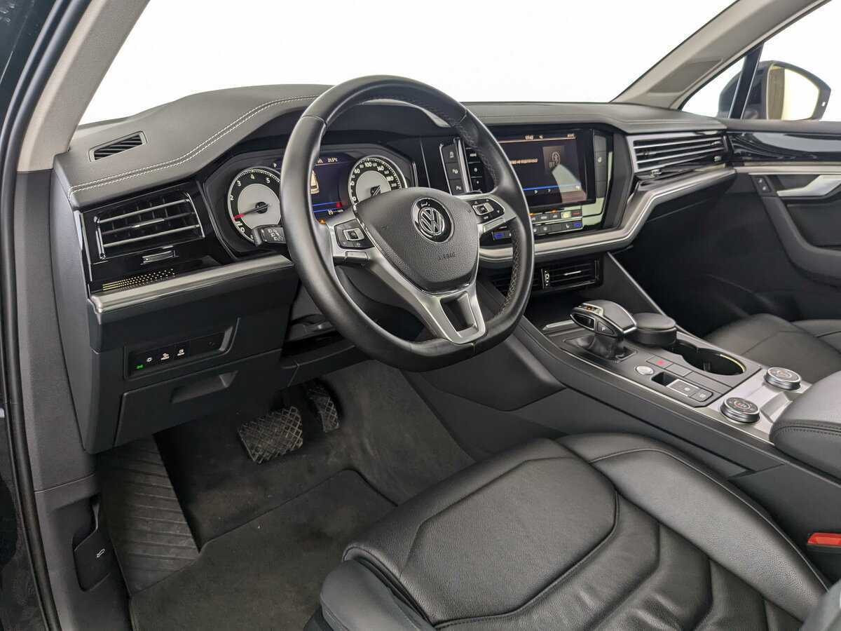 Volkswagen Touareg, 2020 Фото №14