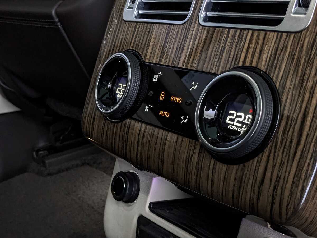 Land Rover Range Rover, 2019 Фото №16