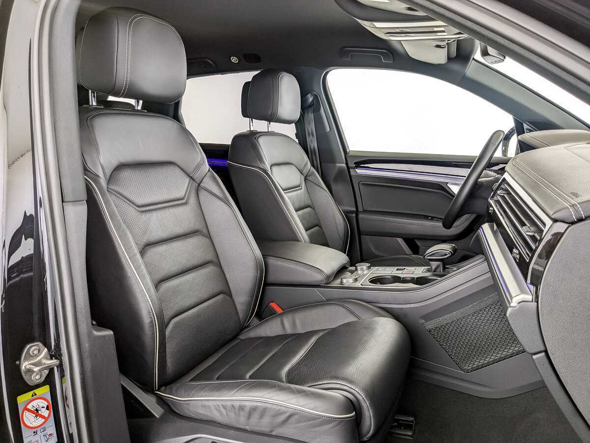 Volkswagen Touareg, 2019 Фото №21