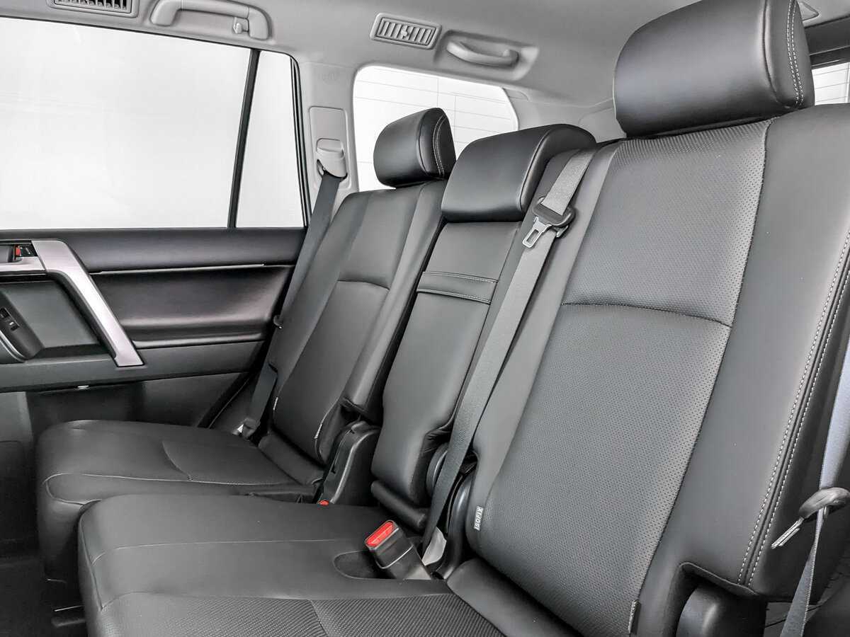 Toyota Land Cruiser Prado, 2021 Фото №10