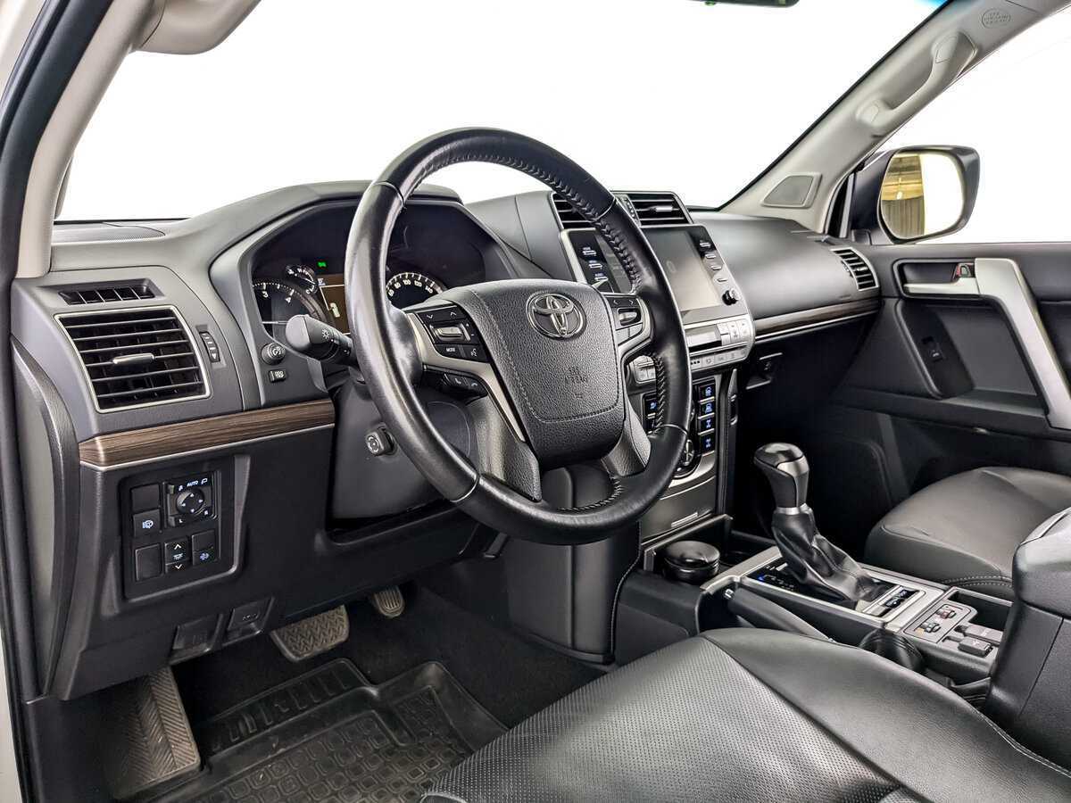 Toyota Land Cruiser Prado, 2021 Фото №14