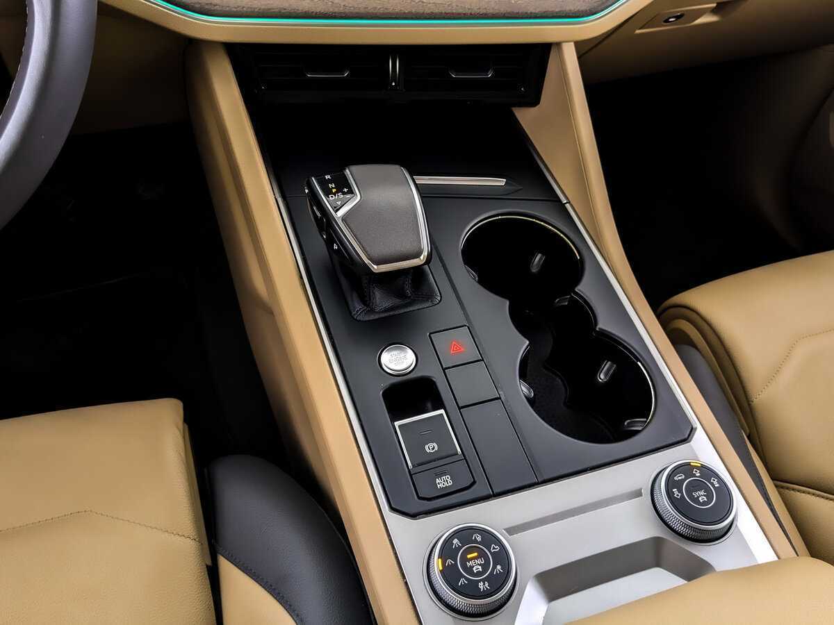Volkswagen Touareg, 2020 Фото №22
