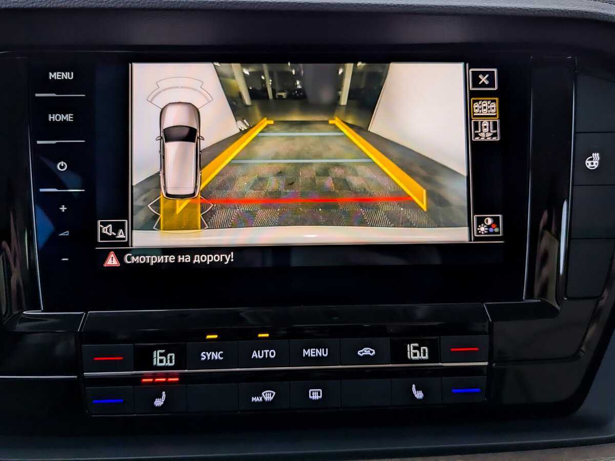 Volkswagen Touareg, 2020 Фото №25