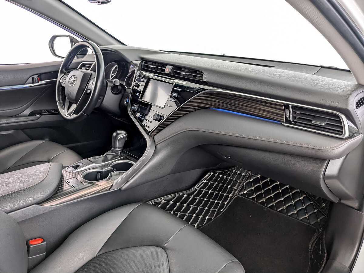 Toyota Camry, 2021 Фото №9