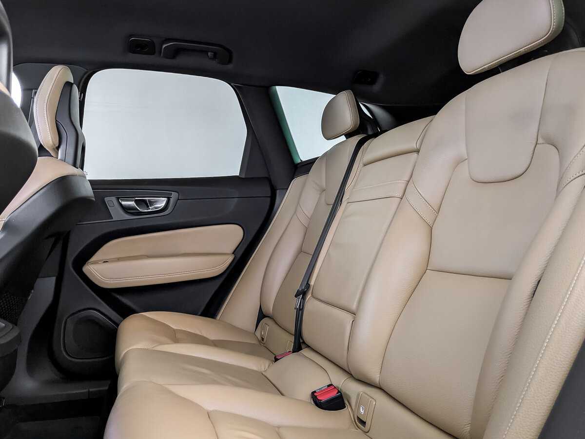 Volvo XC60, 2018 Фото №9