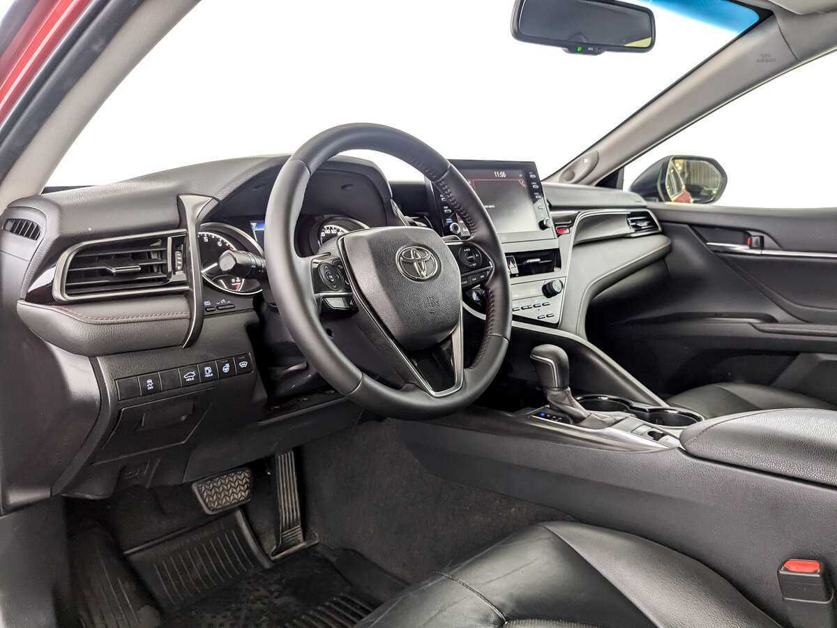 Toyota Camry, 2021 Фото №14