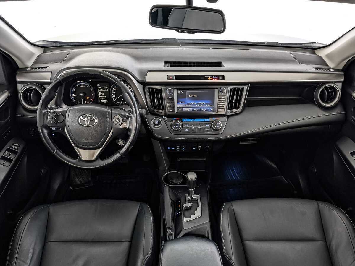 Toyota RAV4, 2017 Фото №10