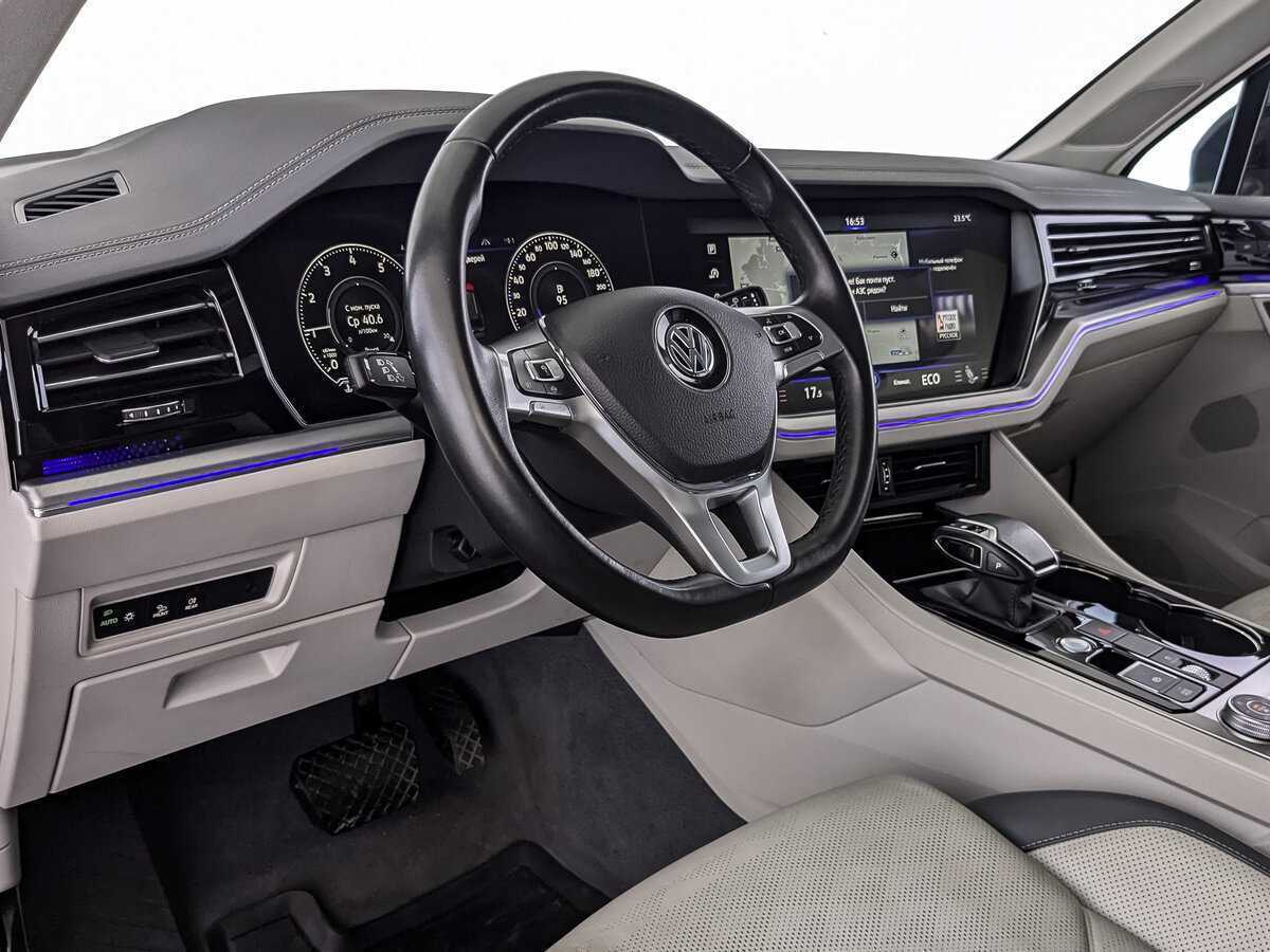 Volkswagen Touareg, 2020 Фото №11