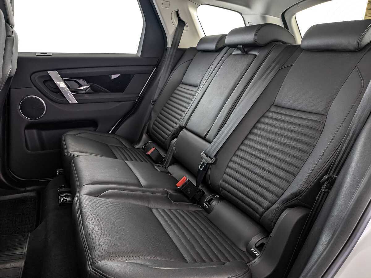 Land Rover Discovery Sport, 2022 Фото №14