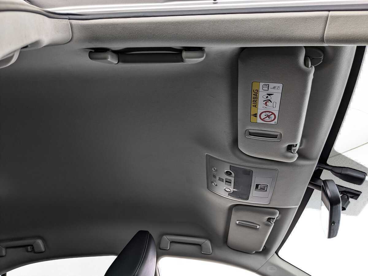 Lexus IS 300, 2018 Фото №19