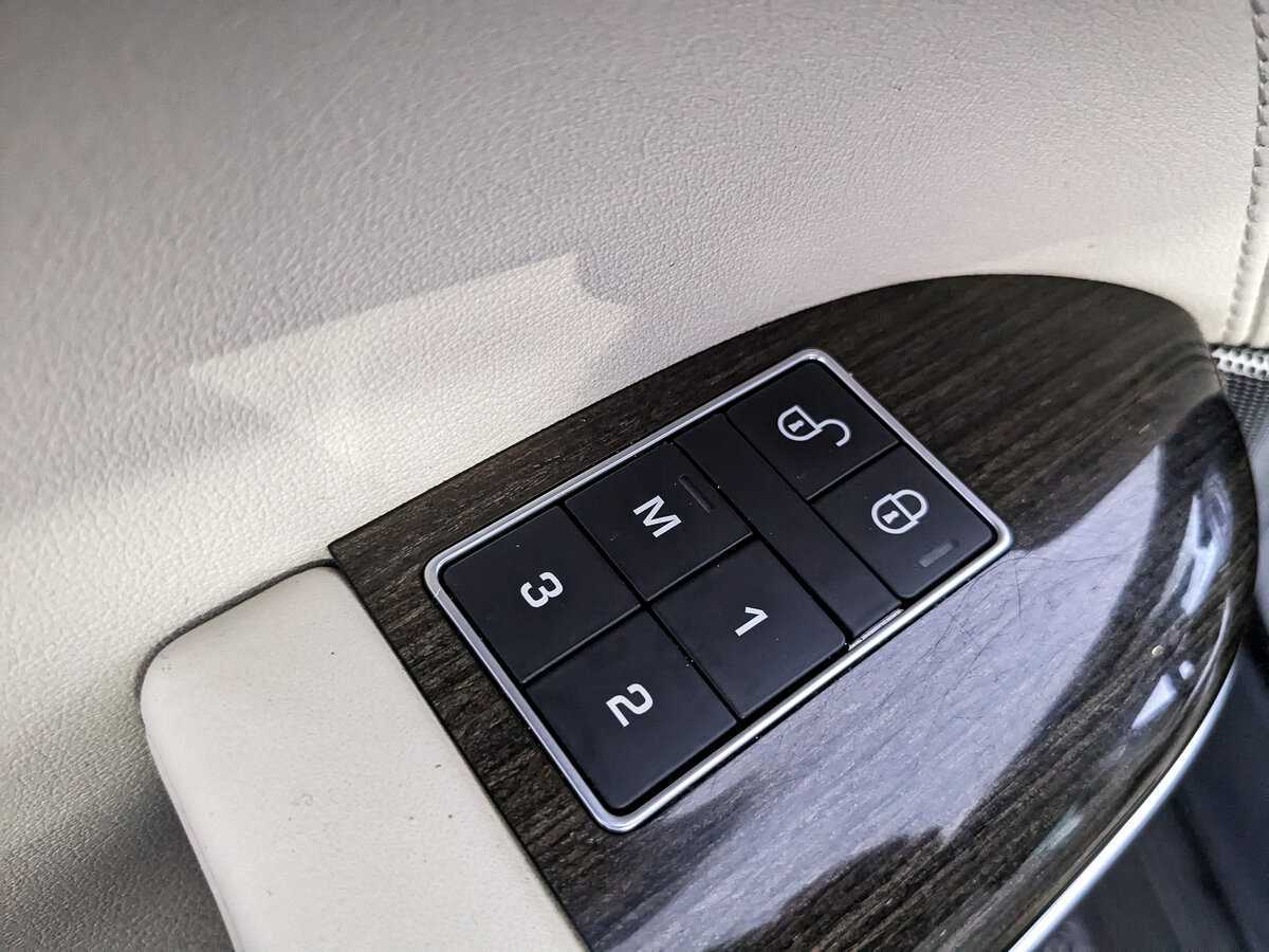 Land Rover Range Rover Sport, 2017 Фото №20