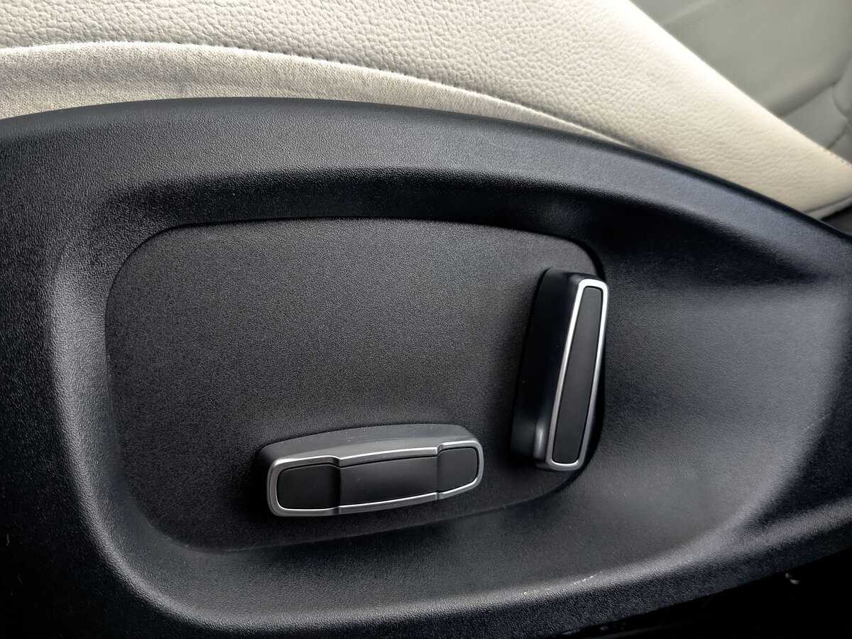 Jaguar F-Pace, 2018 Фото №23