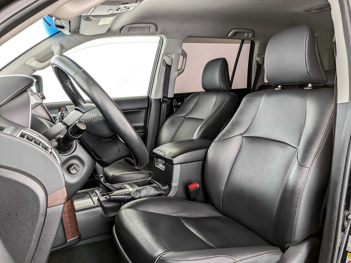 Toyota Land Cruiser Prado, 2017 Фото №16