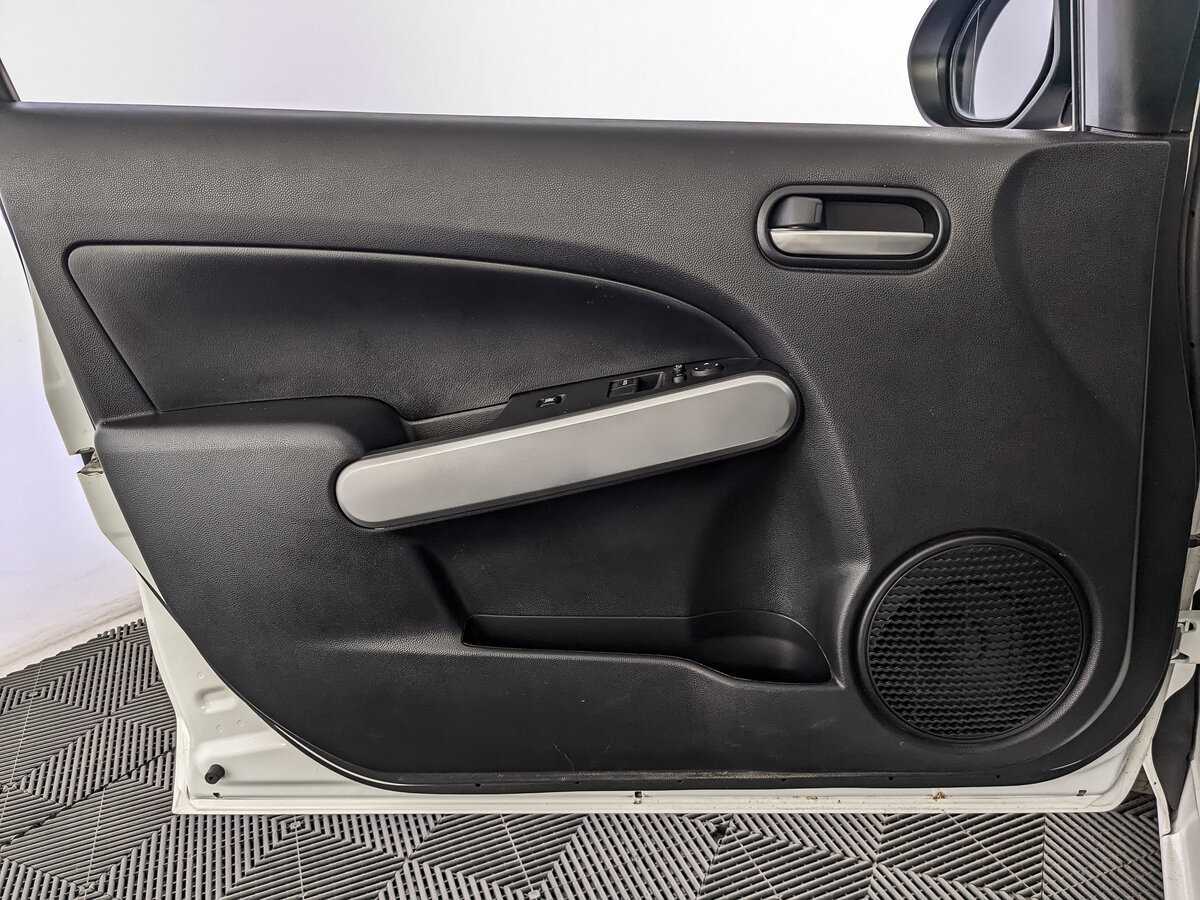 Mazda 2, 2013 Фото №15