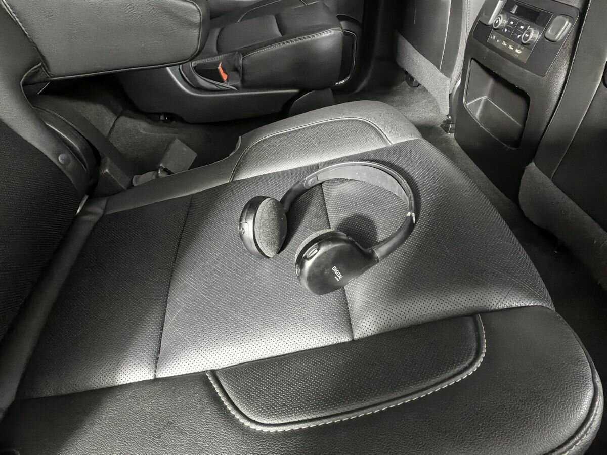 Chevrolet Tahoe, 2018 Фото №17