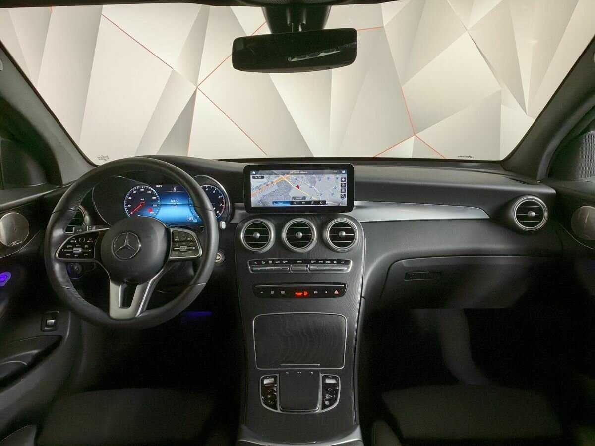 Mercedes-Benz GLC Coupe 300, 2021 Фото №10