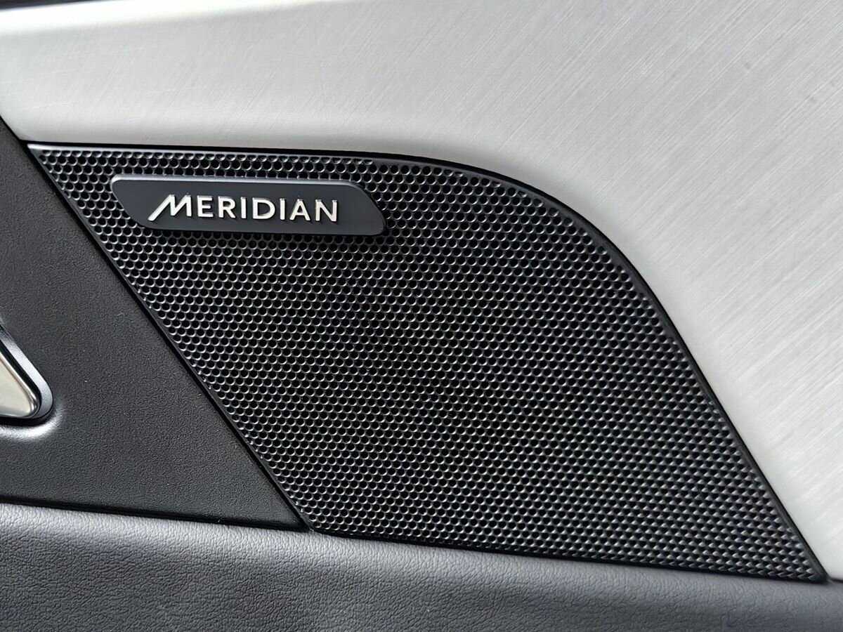 Jaguar XE, 2018 Фото №19