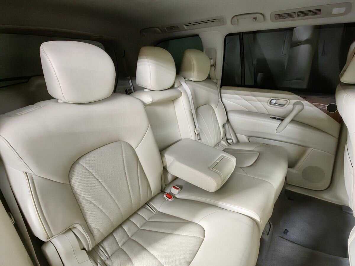 Infiniti QX80, 2017 Фото №13