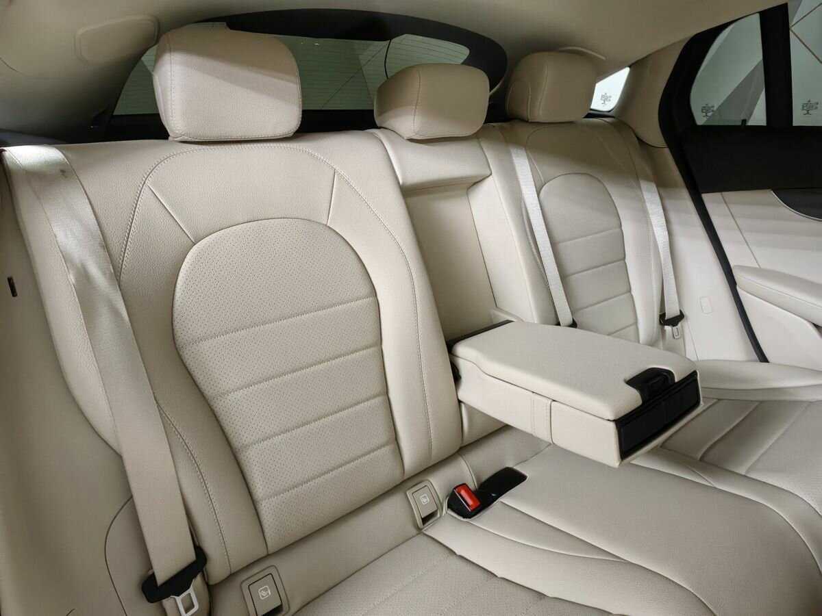 Mercedes-Benz GLC Coupe 300 d, 2019 Фото №13