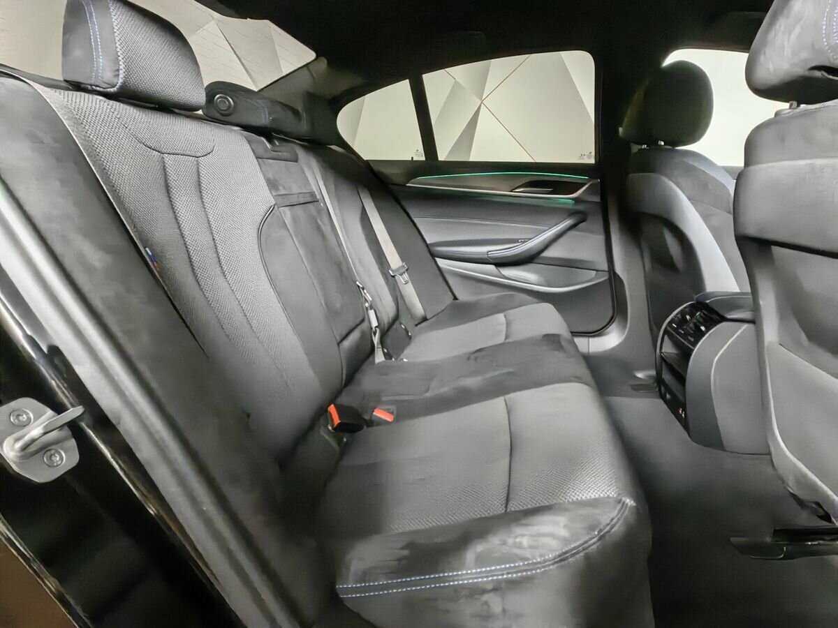 BMW 5 серии 520d xDrive, 2020 Фото №14