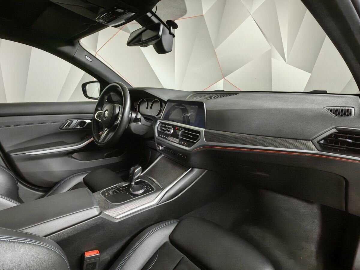 BMW 3 серии 320i xDrive, 2020 Фото №9
