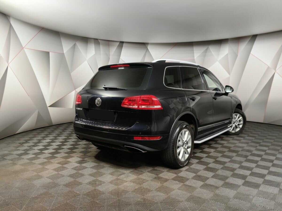 Volkswagen Touareg, 2011 - 220 620 км. | Фото №2