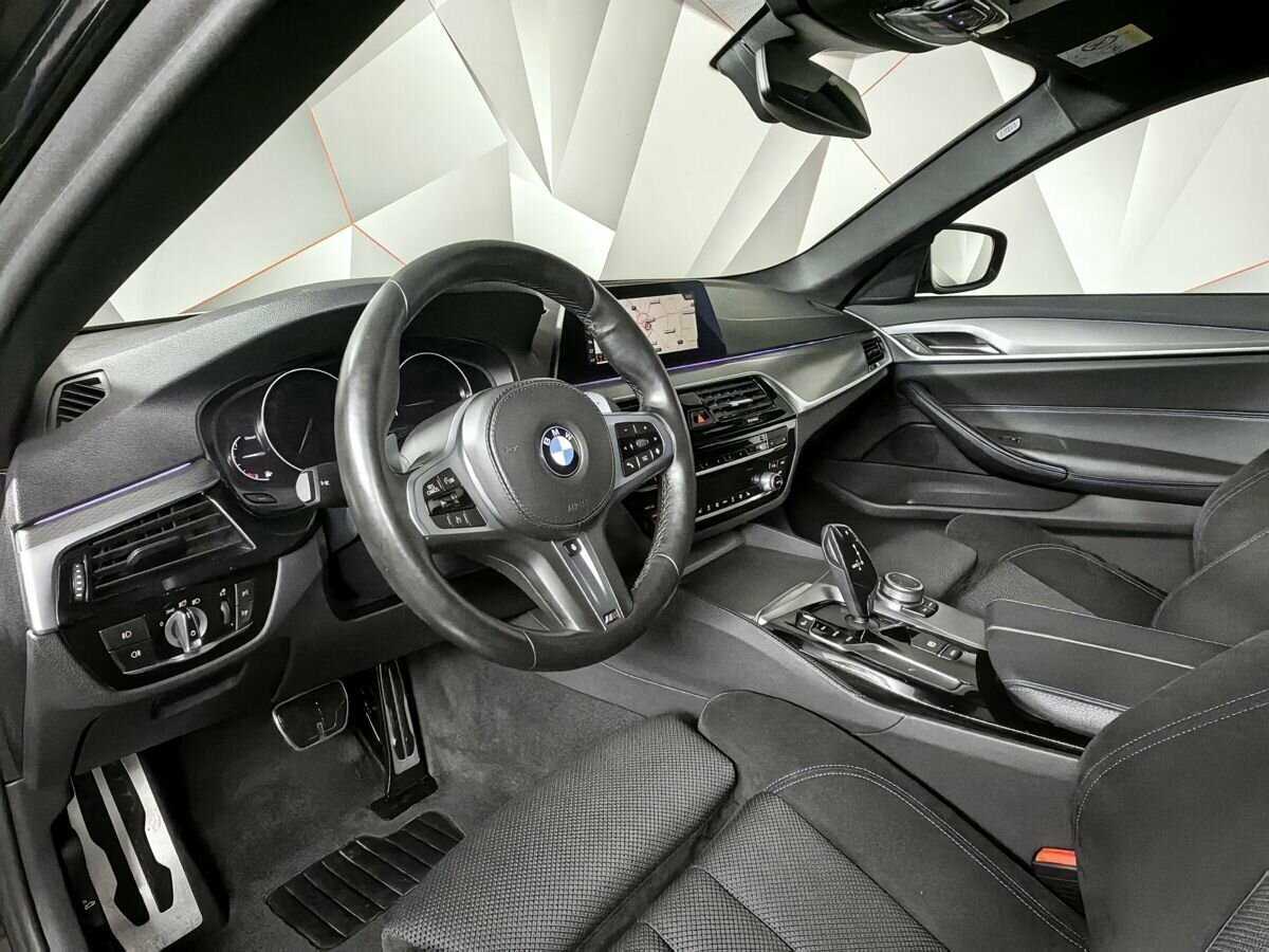 BMW 5 серии 520d xDrive, 2020 Фото №16
