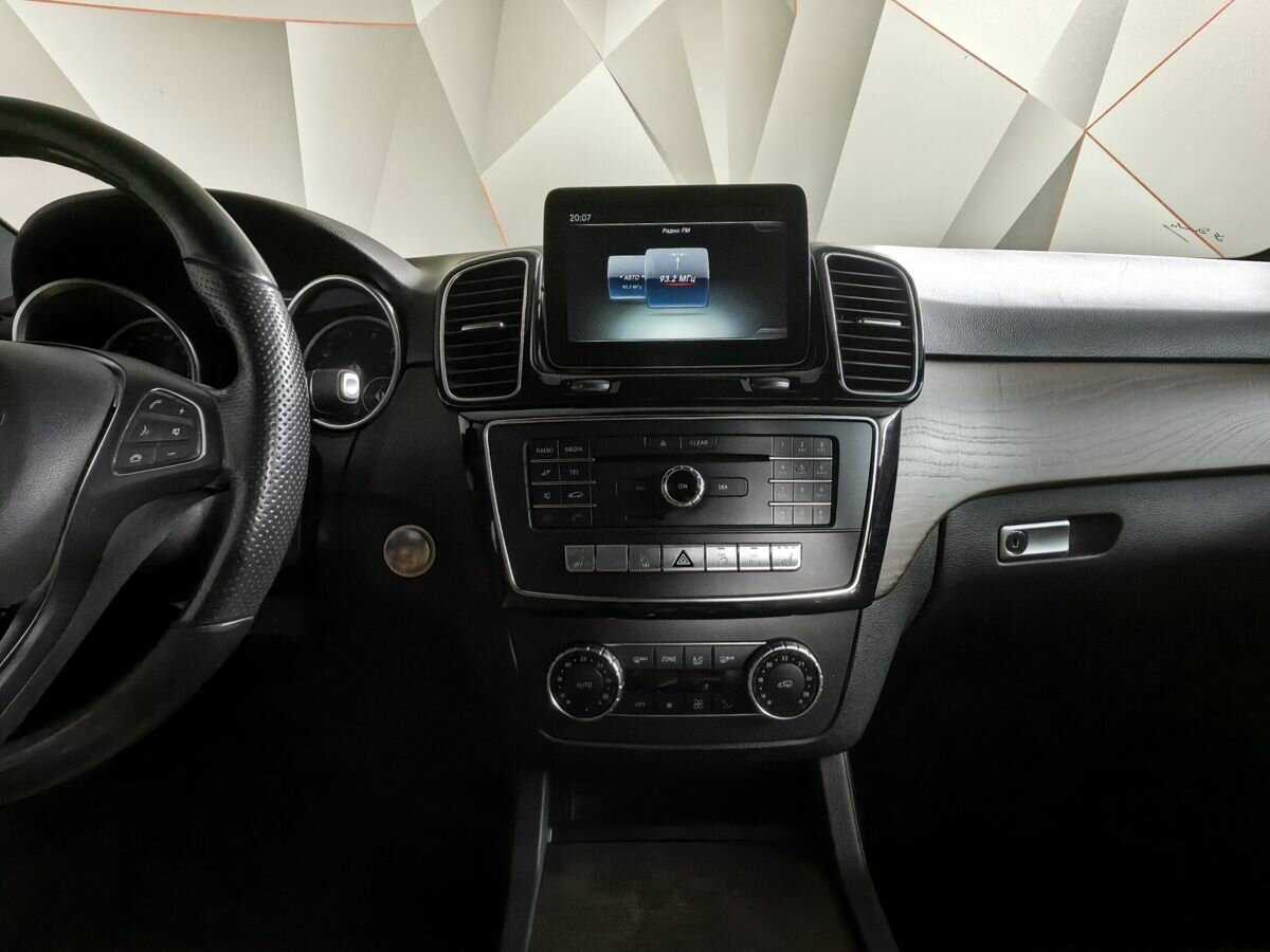 Mercedes-Benz GLE 300, 2016 Фото №11