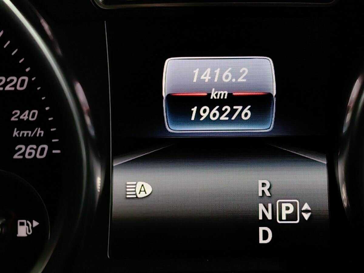 Mercedes-Benz GLE 300, 2016 Фото №17