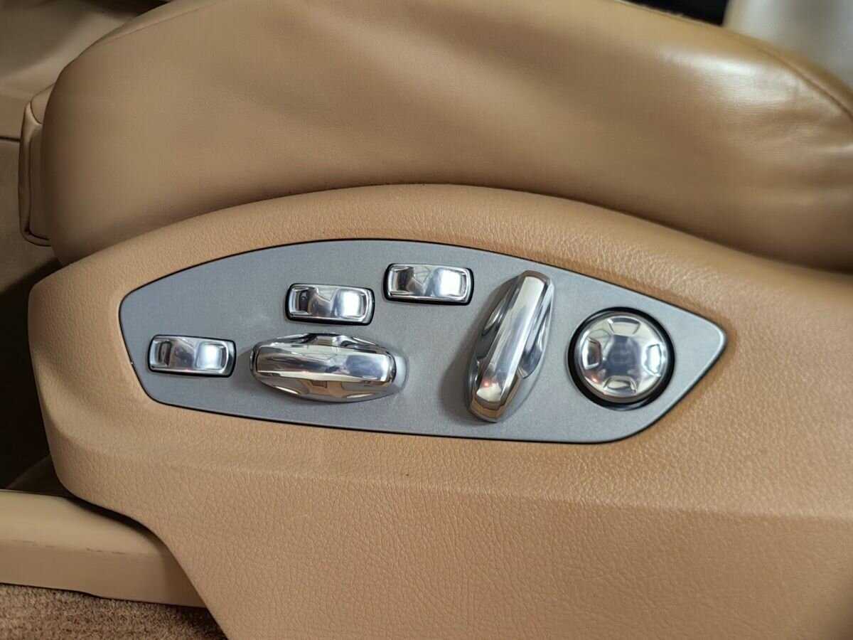 Porsche Cayenne GTS, 2012 Фото №19