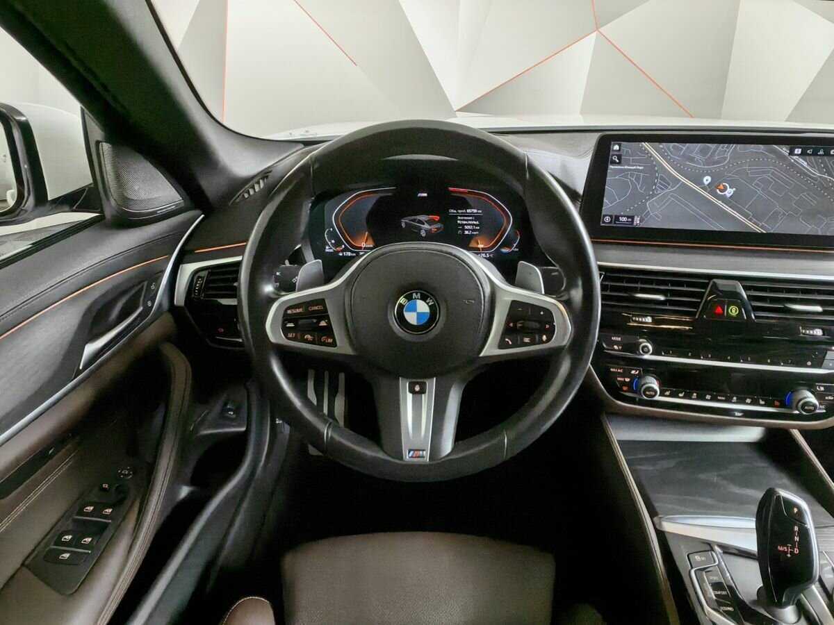 BMW 5 серии 530d xDrive, 2020 Фото №14