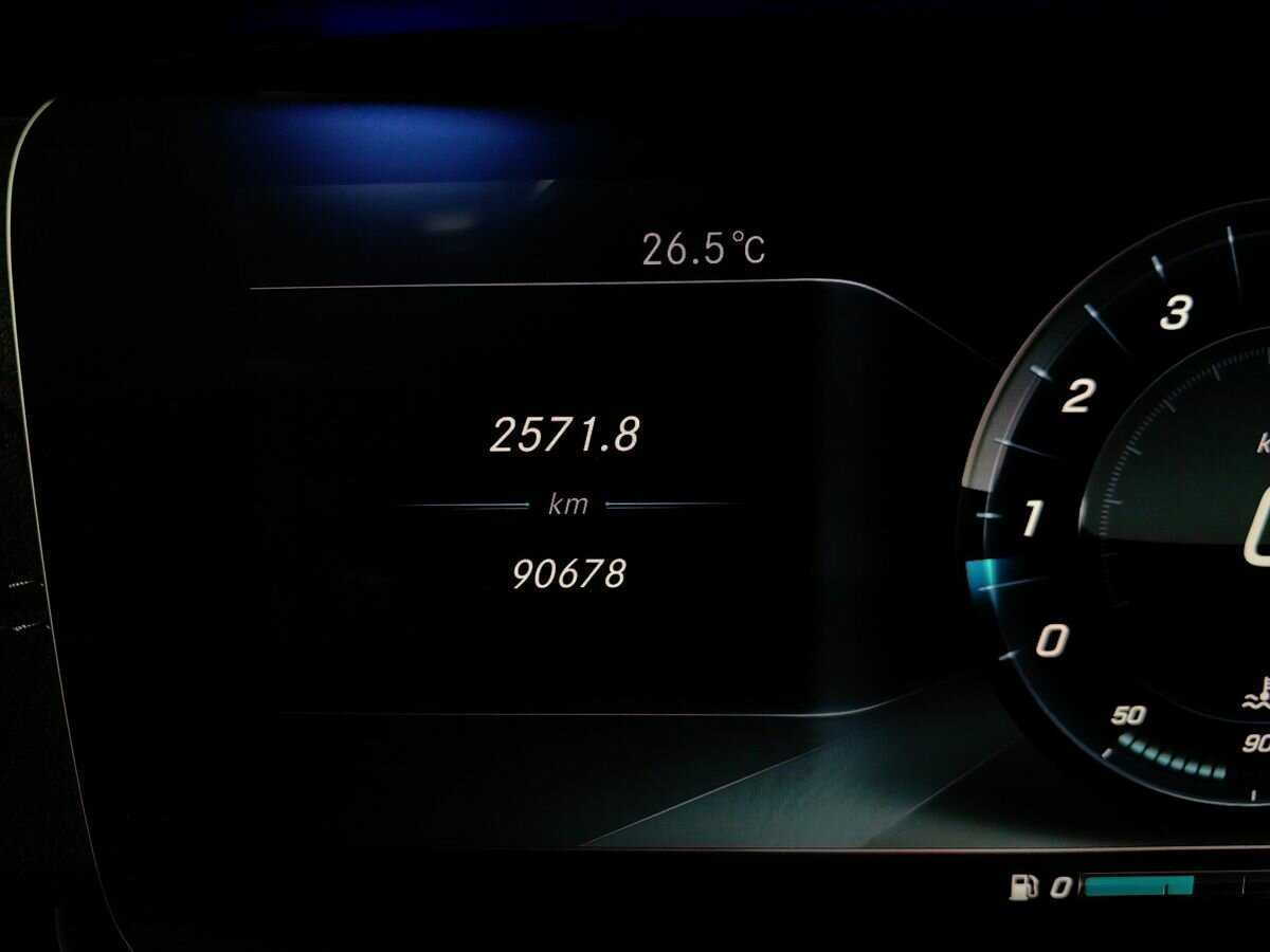 Mercedes-Benz E-Класс 200, 2017 Фото №14