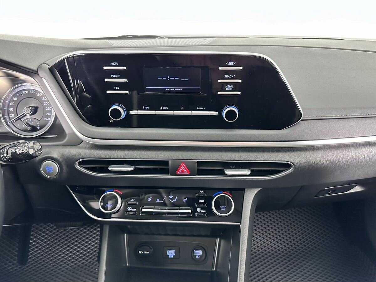 Hyundai Sonata, 2022 Фото №11